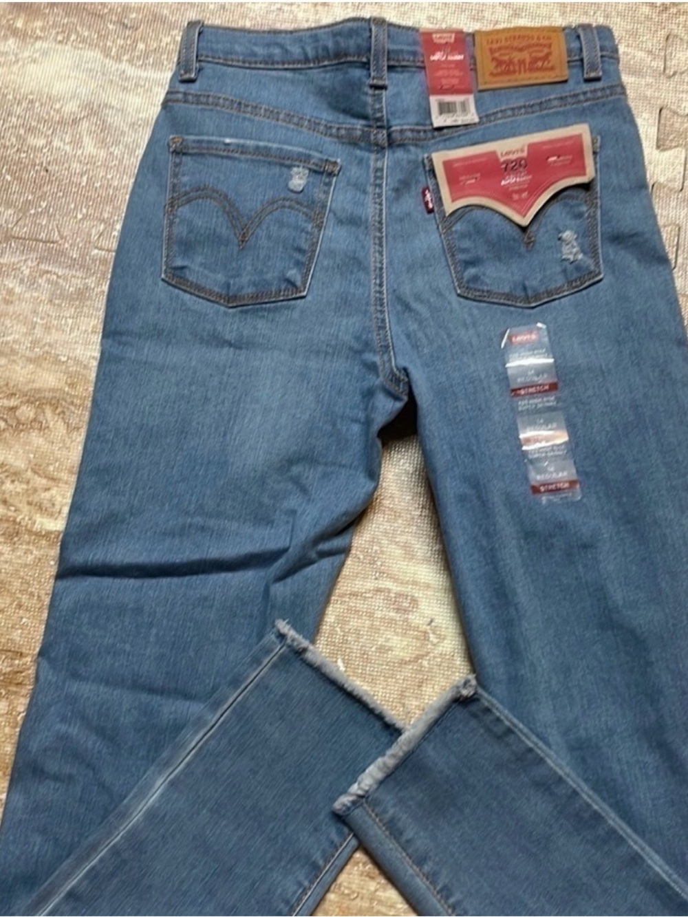 Levi’s girls high-rise super skinny distressed look jeans. Size 14. - Picture 4 of 10